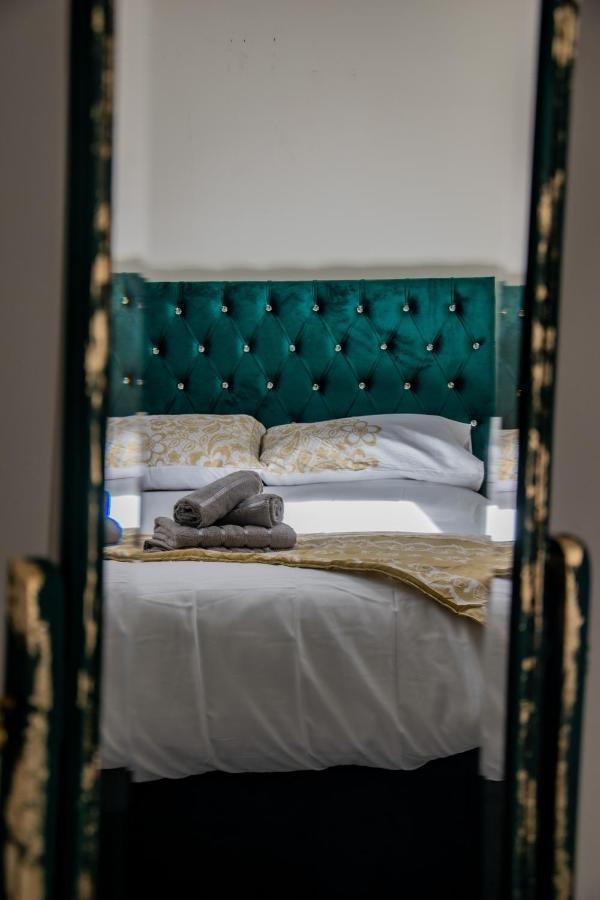 Bv Lush Apartment At Conditioning House Bradford Bradford  Kültér fotó