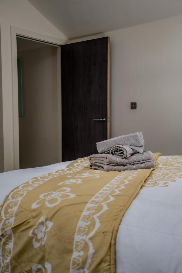 Bv Lush Apartment At Conditioning House Bradford Bradford  Kültér fotó