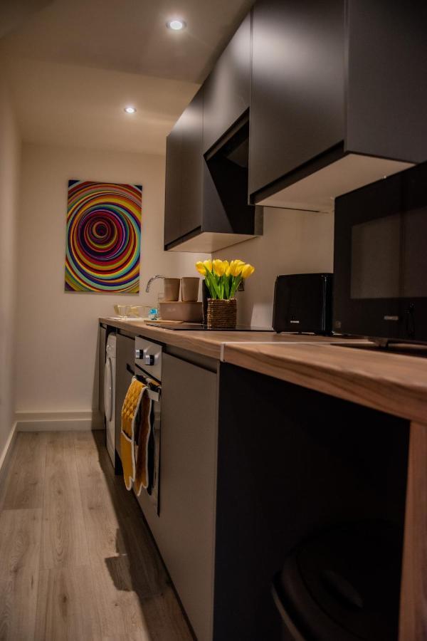 Bv Lush Apartment At Conditioning House Bradford Bradford  Kültér fotó